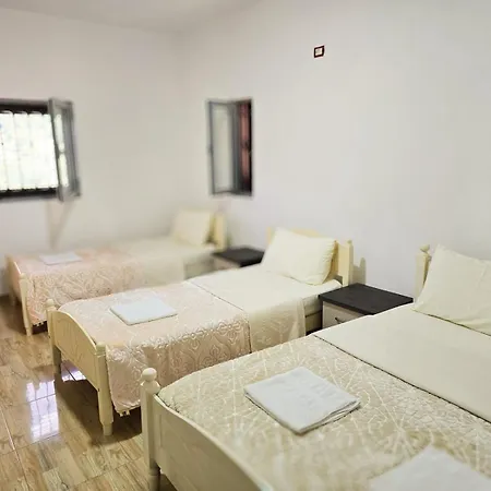 Arditi's Konukevi Boge