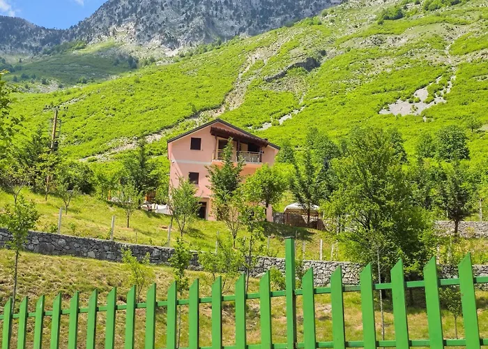 Arditi's Konukevi Boge